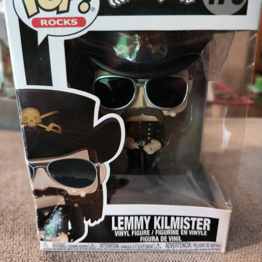 FUNKO POP! ROCKS MOTORHEAD LEMMY KILMISTER FIGURINE. BOX NOT PERFECT